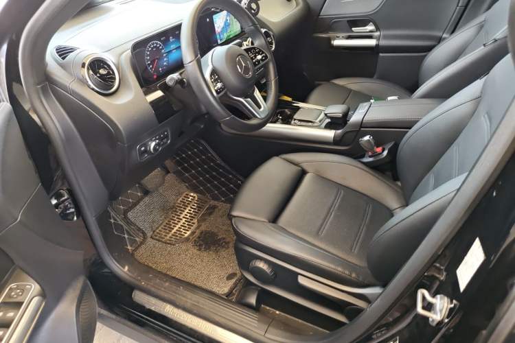 Used Mercedes-Benz GLA 2022 Second Facelift GLA 200 Left Front Seat