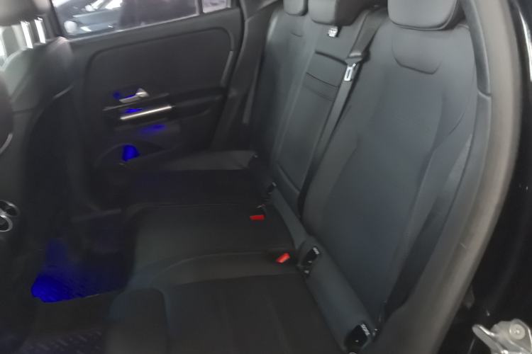 Used Mercedes-Benz GLA 2022 Facelifted GLA 200 Left Rear Seat