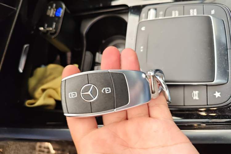 Used Mercedes-Benz GLA 2022 Second Facelift GLA 200 Vehicle Key