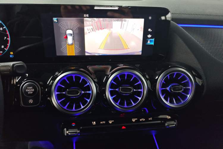 Used Mercedes-Benz GLA 2022 Facelifted GLA 200 Audio And AC Panel