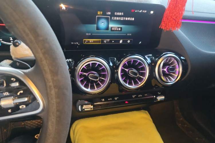 Used Mercedes-Benz GLA 2022 GLA 220 Audio And AC Panel