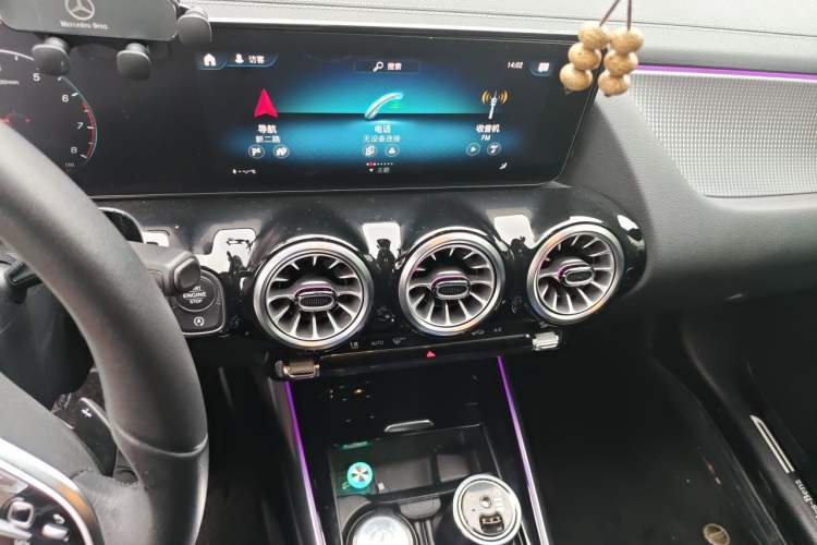 Used Mercedes-Benz GLA 2022 Facelifted GLA 200 Audio And AC Panel