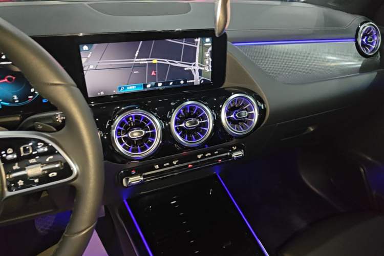 Used Mercedes-Benz GLA 2022 Facelifted GLA 200 Audio And AC Panel