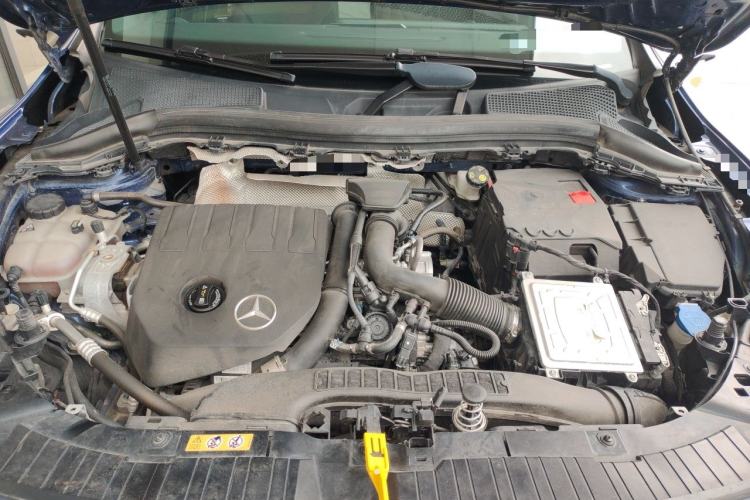 Used Mercedes-Benz GLA 2022 Facelifted GLA 200 Engine Bay
