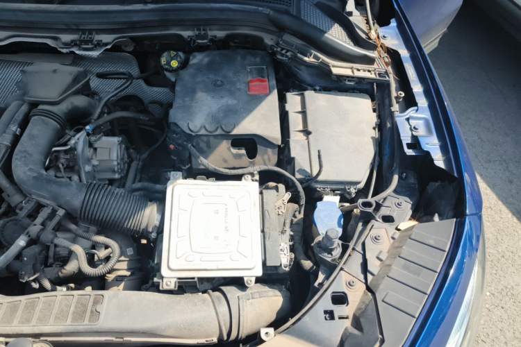 Used Mercedes-Benz GLA 2022 GLA 200 Engine Bay Left