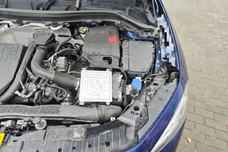 Used Mercedes-Benz GLA 2022 Facelifted GLA 200 Engine Bay Left