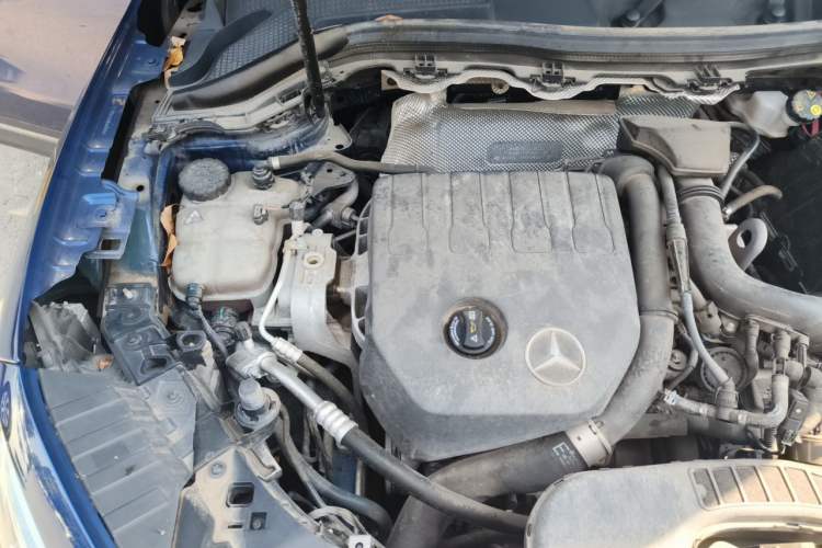 Used Mercedes-Benz GLA 2022 GLA 200 Engine Bay Right