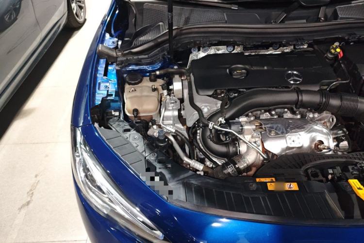 Used Mercedes-Benz GLA 2022 GLA 220 Engine Bay Right