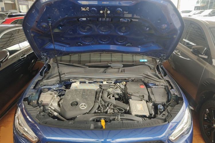 Used Mercedes-Benz GLA 2022 Second Facelift GLA 200 Engine Bay