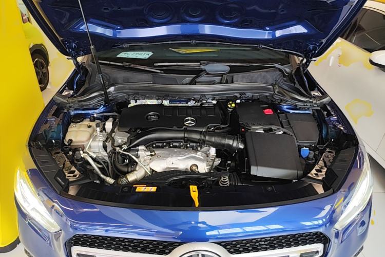 Used Mercedes-Benz GLA 2022 GLA 220 Engine Bay
