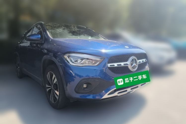 Used Mercedes-Benz GLA 2022 GLA 200 Front Right 45 Deg