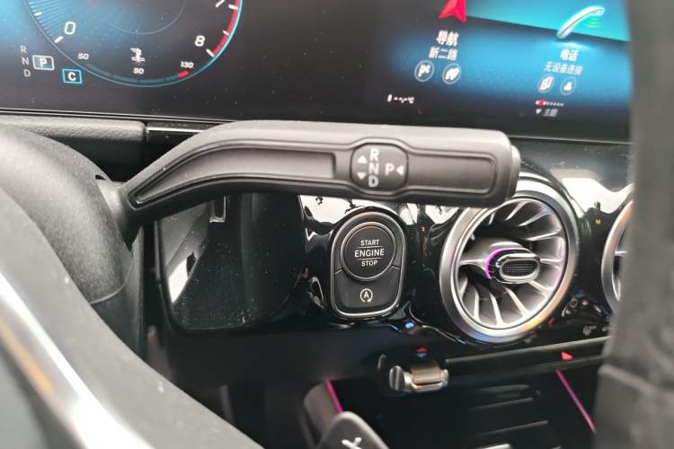 Used Mercedes-Benz GLA 2022 Facelifted GLA 200 Gear Lever