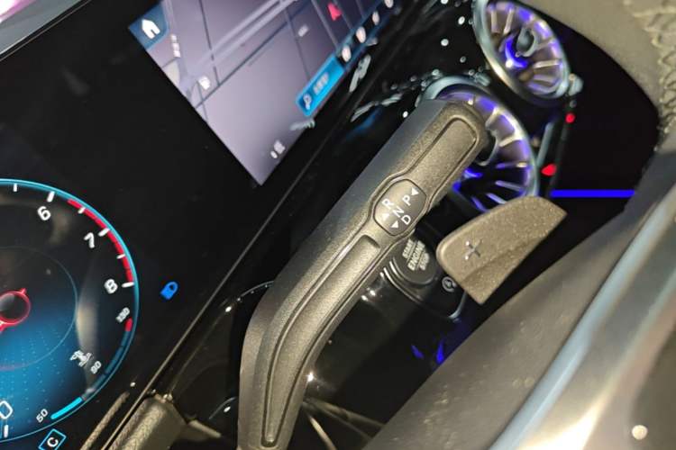 Used Mercedes-Benz GLA 2022 Facelifted GLA 200 Gear Lever