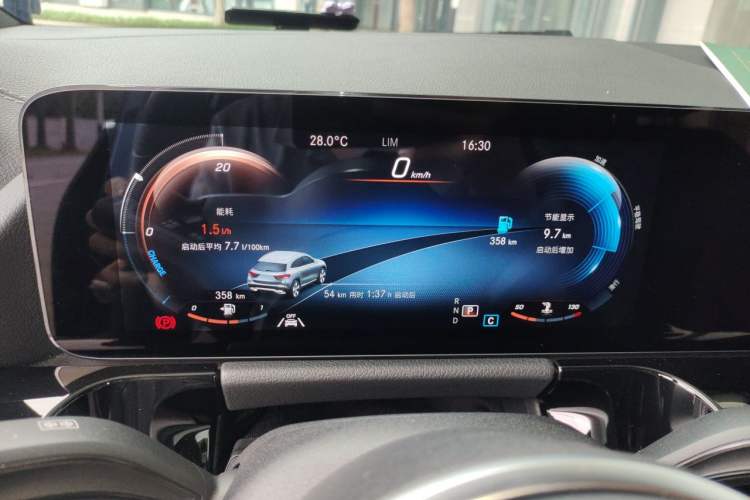 Used Mercedes-Benz GLA 2022 Facelifted GLA 200 Instrument Cluster