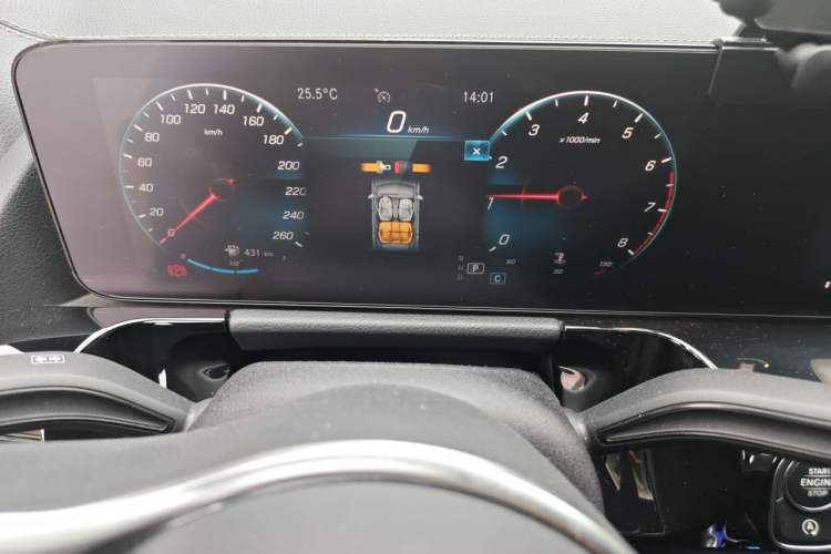 Used Mercedes-Benz GLA 2022 Facelifted GLA 200 Instrument Cluster