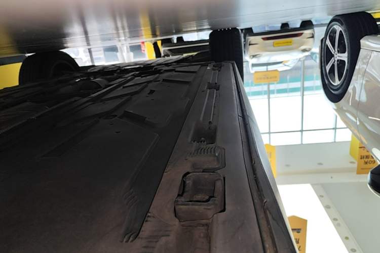 Used Mercedes-Benz GLA 2022 GLA 220 Left Side Sill