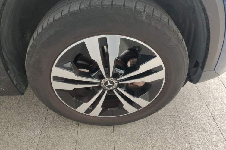 Used Mercedes-Benz GLA 2022 Facelifted GLA 200 Right Front Wheel Hub