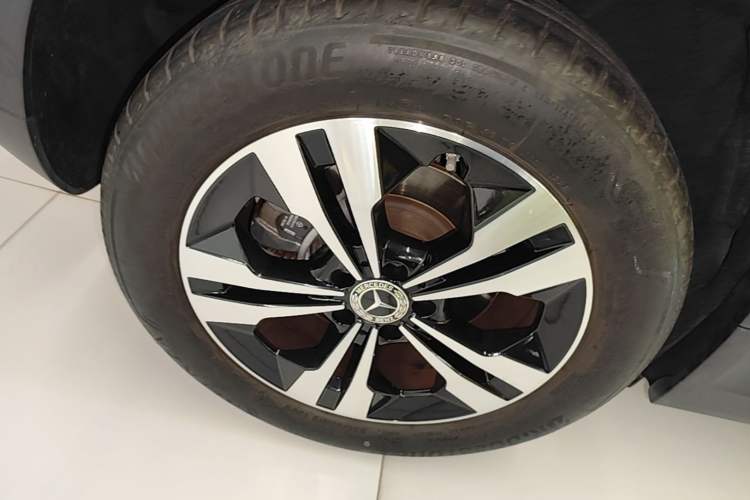 Used Mercedes-Benz GLA 2022 GLA 220 Right Rear Wheel Hub