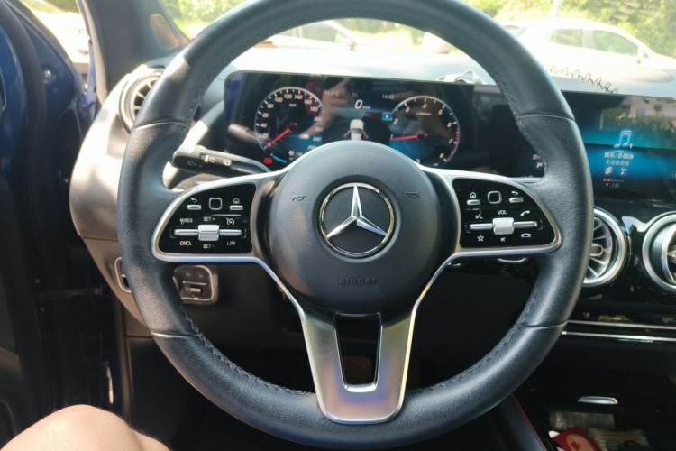 Used Mercedes-Benz GLA 2022 GLA 200 Steering Wheel