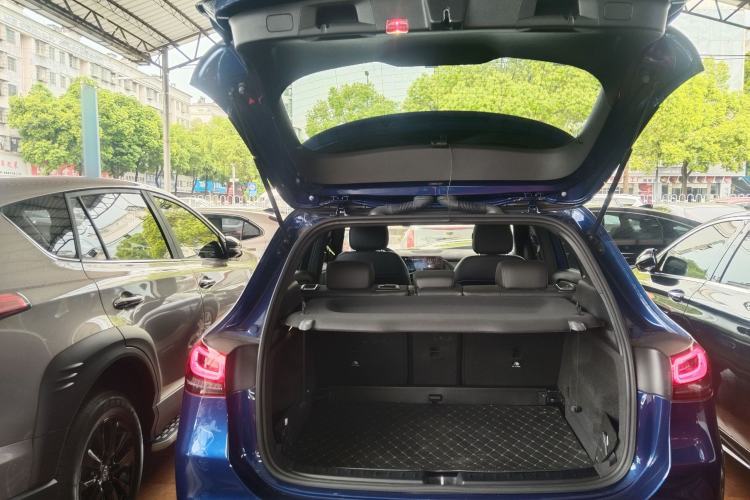 Used Mercedes-Benz GLA 2022 Second Facelift GLA 200 Trunk