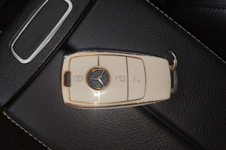 Used Mercedes-Benz GLA 2022 Second Facelift GLA 200 Vehicle Key
