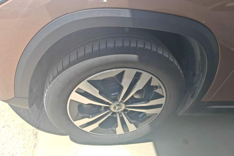 Used Mercedes-Benz GLA 2022 GLA 200 Left Front Wheel Hub