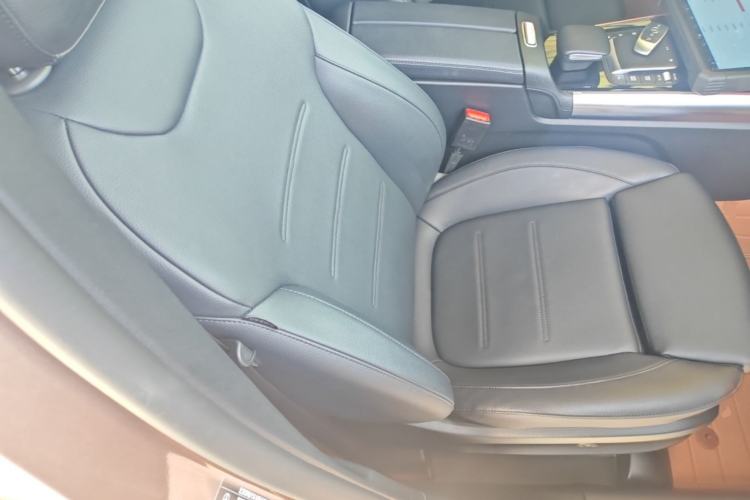 Used Mercedes-Benz GLA 2022 GLA 200 Right Front Seat