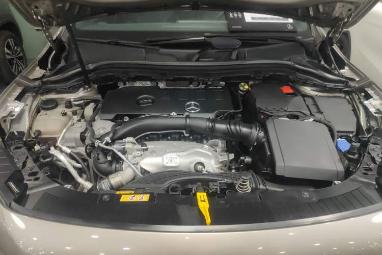 Used Mercedes-Benz GLA 2022 GLA 220 Engine Bay