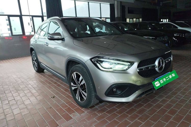 Used Mercedes-Benz GLA 2022 Facelifted GLA 200 Exterior 2