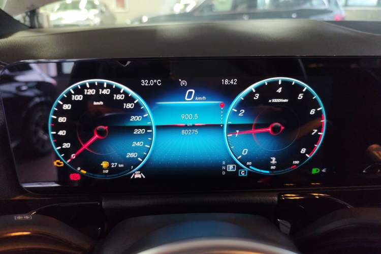 Used Mercedes-Benz GLA 2022 Facelifted GLA 200 Instrument Cluster