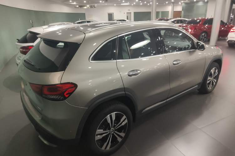 Used Mercedes-Benz GLA 2022 GLA 220 Rear Right 45 Deg