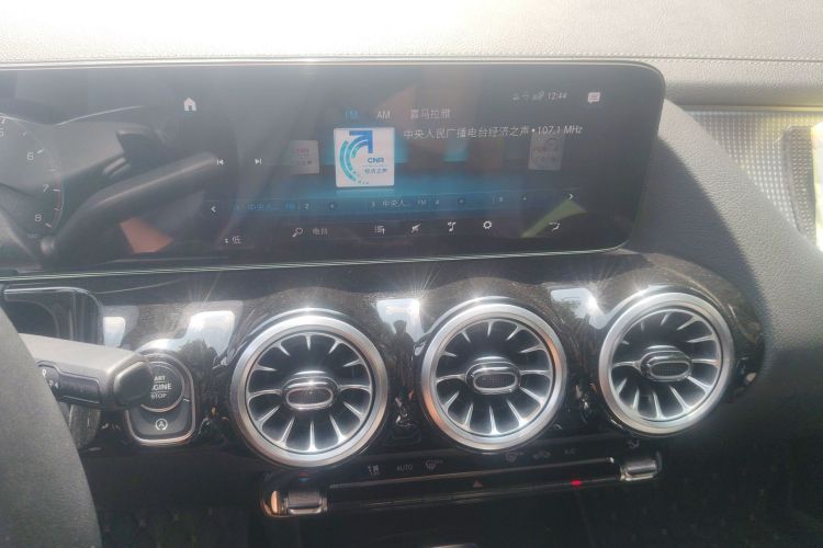 Used Mercedes-Benz GLA 2022 GLA 200 Audio And AC Panel