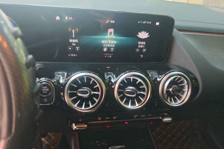 Used Mercedes-Benz GLA 2022 Facelifted GLA 200 Audio And AC Panel