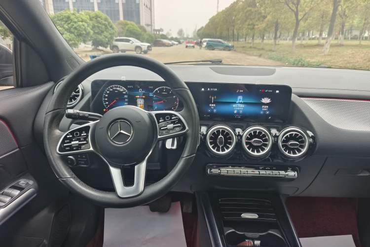 Used Mercedes-Benz GLA 2022 Second Facelift GLA 200 Audio And AC Panel