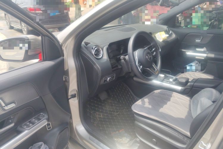 Used Mercedes-Benz GLA 2022 GLA 200 Driver Seat