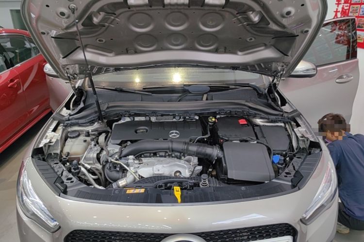 Used Mercedes-Benz GLA 2022 GLA 220 Engine Bay