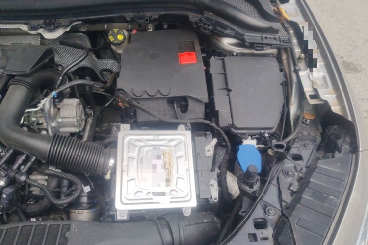 Used Mercedes-Benz GLA 2022 GLA 200 Engine Bay Left
