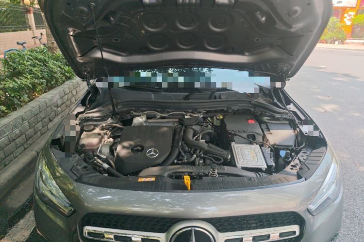 Used Mercedes-Benz GLA 2022 Facelifted GLA 200 Engine Bay