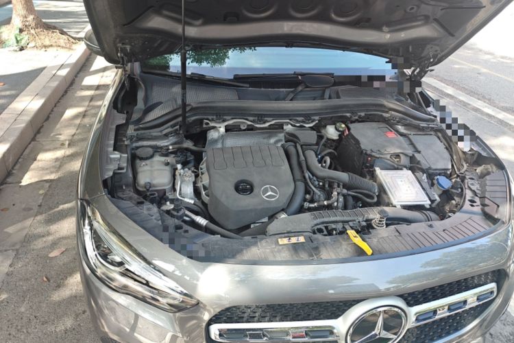 Used Mercedes-Benz GLA 2022 Second Facelift GLA 200 Engine Bay Right