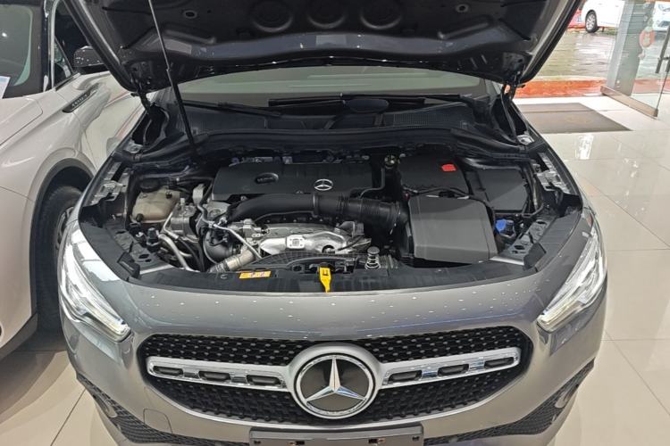 Used Mercedes-Benz GLA 2022 GLA 220 Engine Bay