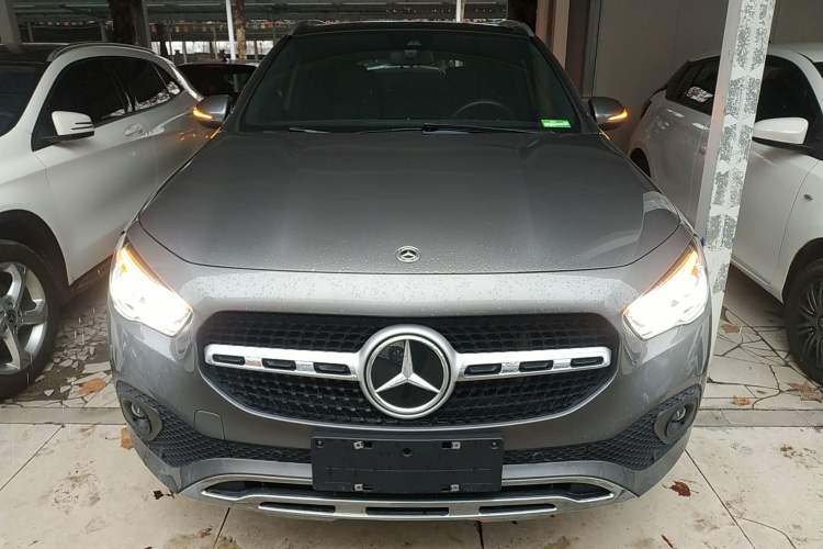 Used Mercedes-Benz GLA 2022 Second Facelift GLA 200 Exterior 1