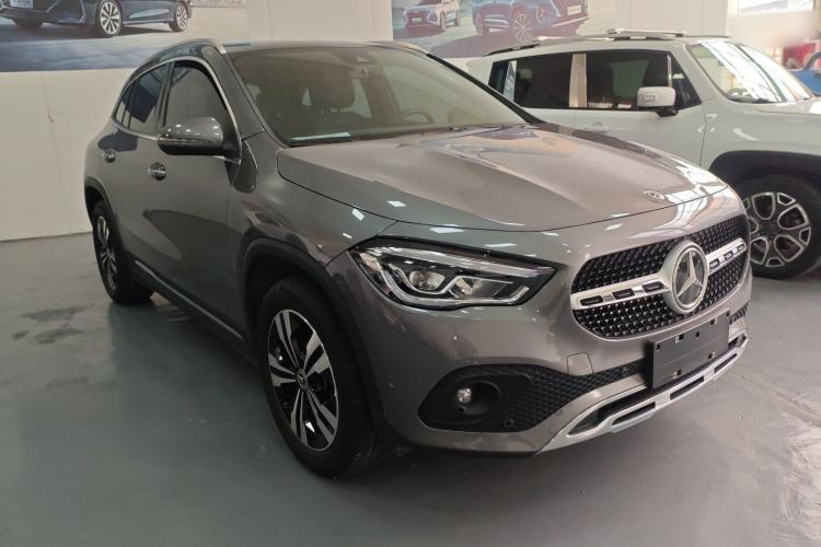 Used Mercedes-Benz GLA 2022 Facelifted GLA 200 Exterior 2