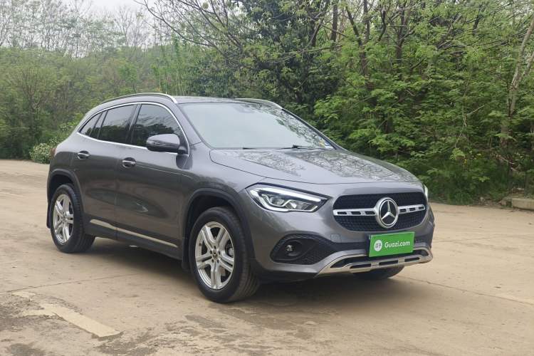 Used Mercedes-Benz GLA 2022 Second Facelift GLA 200 Exterior 2