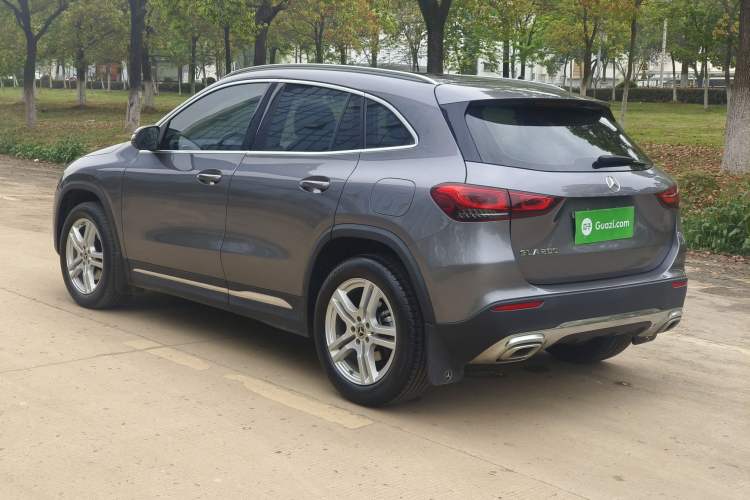 Used Mercedes-Benz GLA 2022 Second Facelift GLA 200 Exterior 4