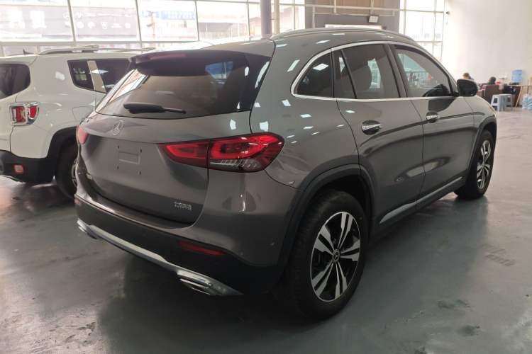 Used Mercedes-Benz GLA 2022 Facelifted GLA 200 Exterior 5