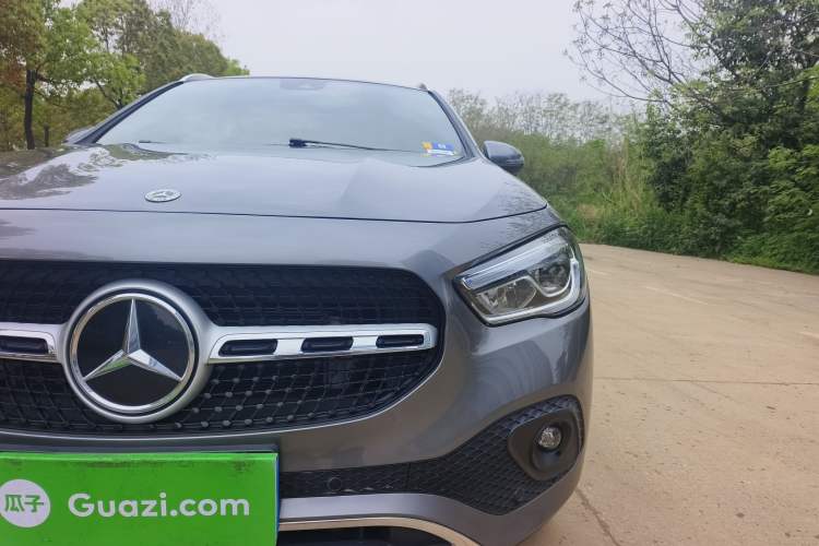 Used Mercedes-Benz GLA 2022 Second Facelift GLA 200 Exterior 9