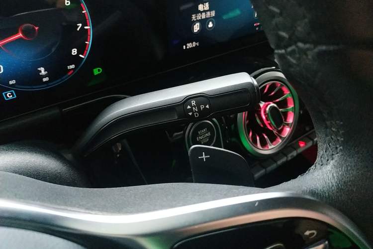Used Mercedes-Benz GLA 2022 Second Facelift GLA 200 Gear Lever