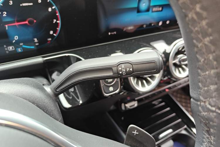 Used Mercedes-Benz GLA 2022 GLA 200 Gear Lever