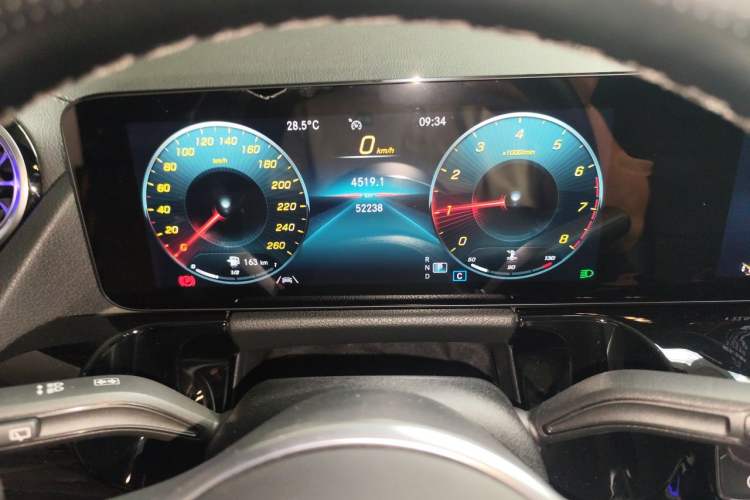 Used Mercedes-Benz GLA 2022 Facelifted GLA 200 Instrument Cluster