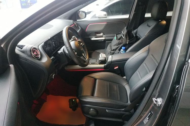 Used Mercedes-Benz GLA 2022 Second Facelift GLA 200 Left Front Seat